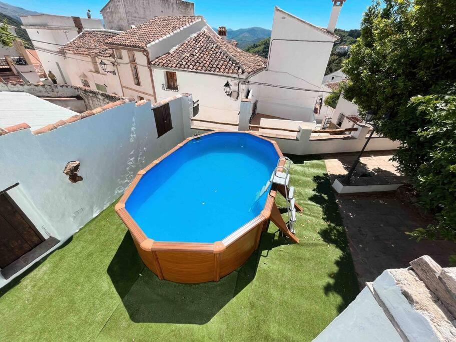 La Palmera. Con Piscina Privada. * Benadalid
