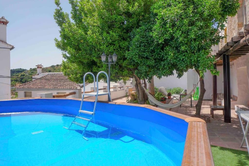 La Palmera. Con Piscina Privada. Benadalid