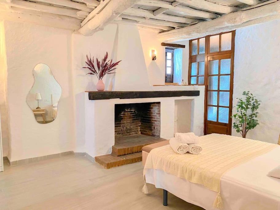 La Palmera. Con Piscina Privada. Casa de vacances Benadalid